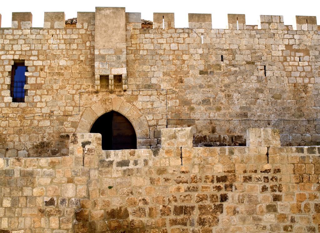 Castillo De Grisel 外观 照片